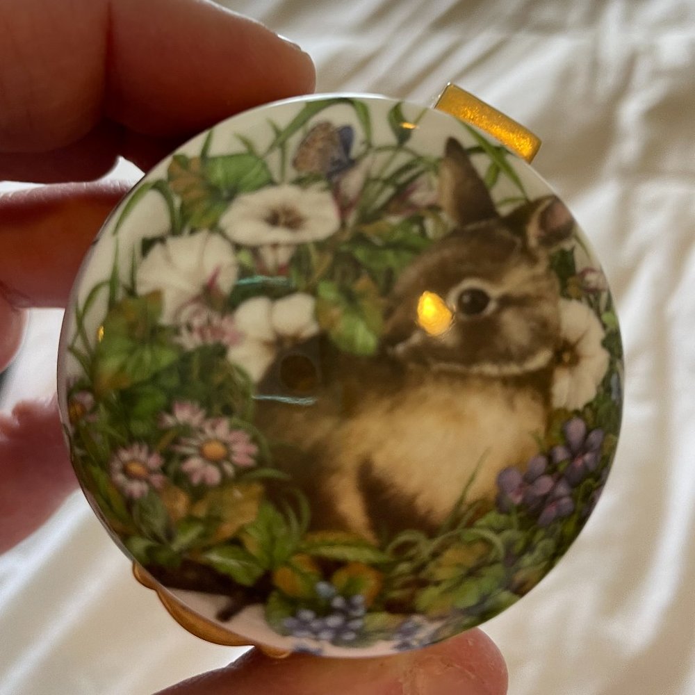 Avondale Bunny Trinket Box
